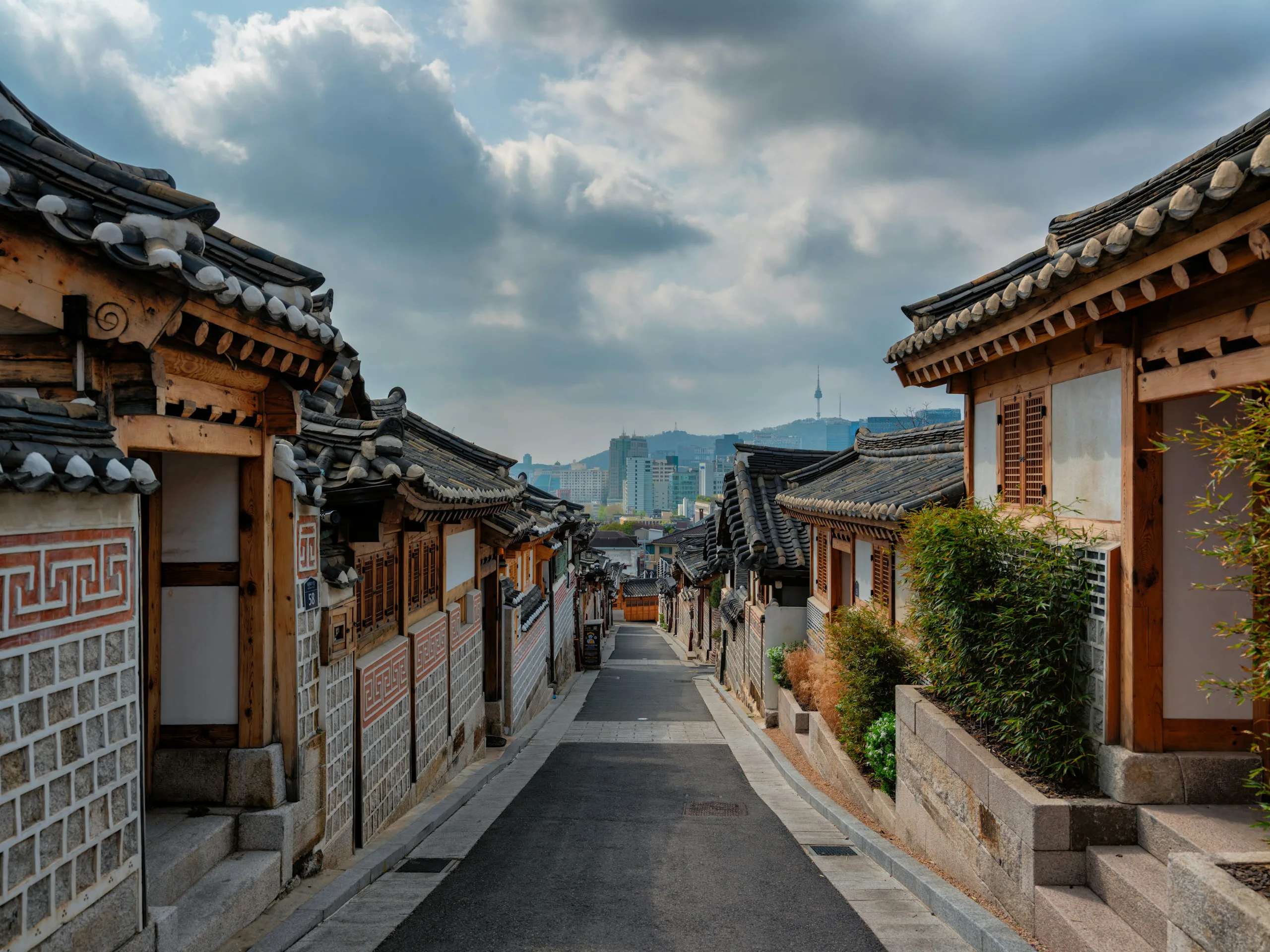 Bukchon Hanok Village, Seoul