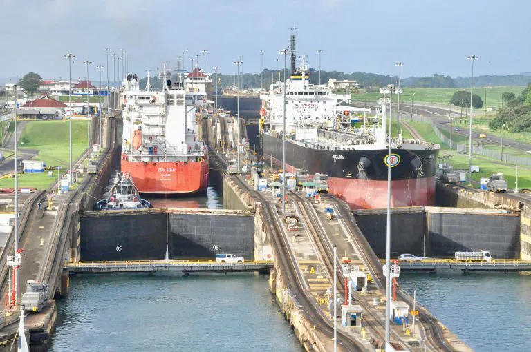 Gatún Locks, Panama Canal