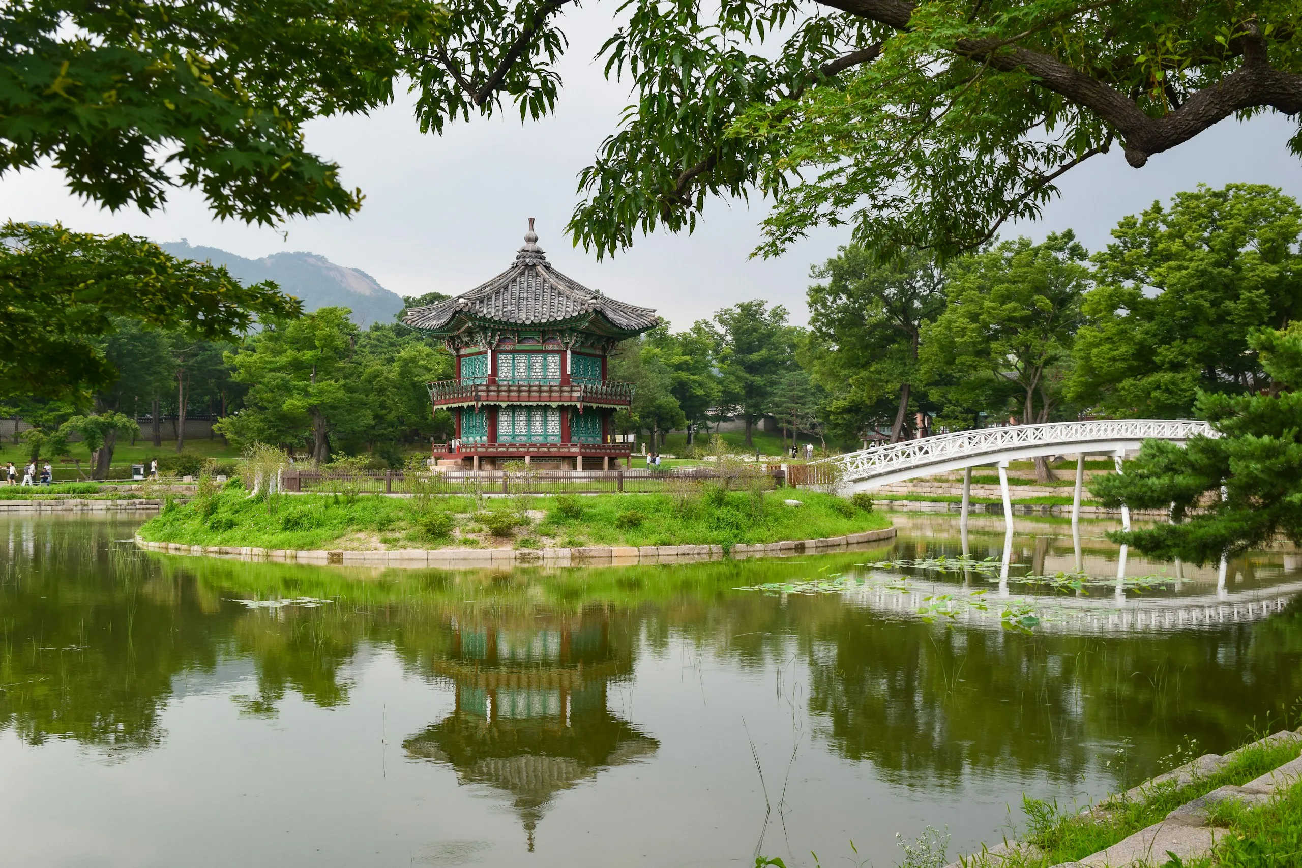 Hyangwonjeong Pavilion, Seoul