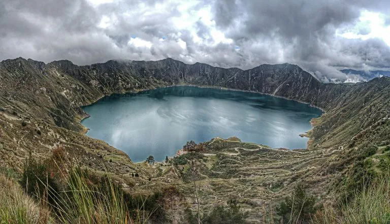 Laguna del cráter del Quilotoa, Ecuador