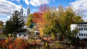 La iglesia de Saint-Casimir en otoño, Quebec