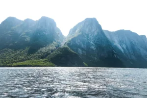 Acantilados de fiordo en el Parque Nacional Gros Morne