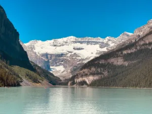 El lago Louise y el glaciar Victoria