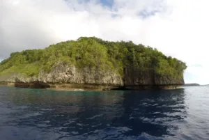 Acantilados de caliza de la isla Kapa, Vava'u