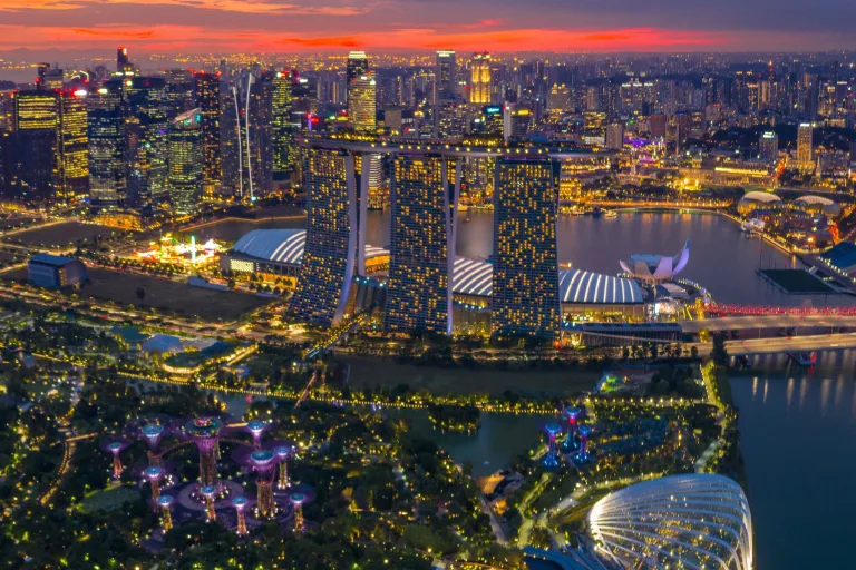 Marina Bay al anochecer desde arriba, Singapur