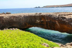 Natural Rock Arch on Aruba’s Coast