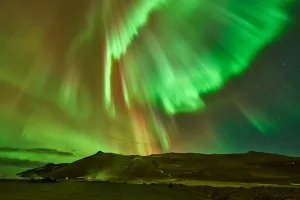 Auroras boreales cerca del lago Mývatn, Islandia