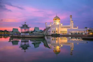 Omar Ali Saifuddien Mosque at Sunset