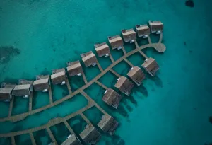 Villas sobre el agua desde arriba, Maldivas