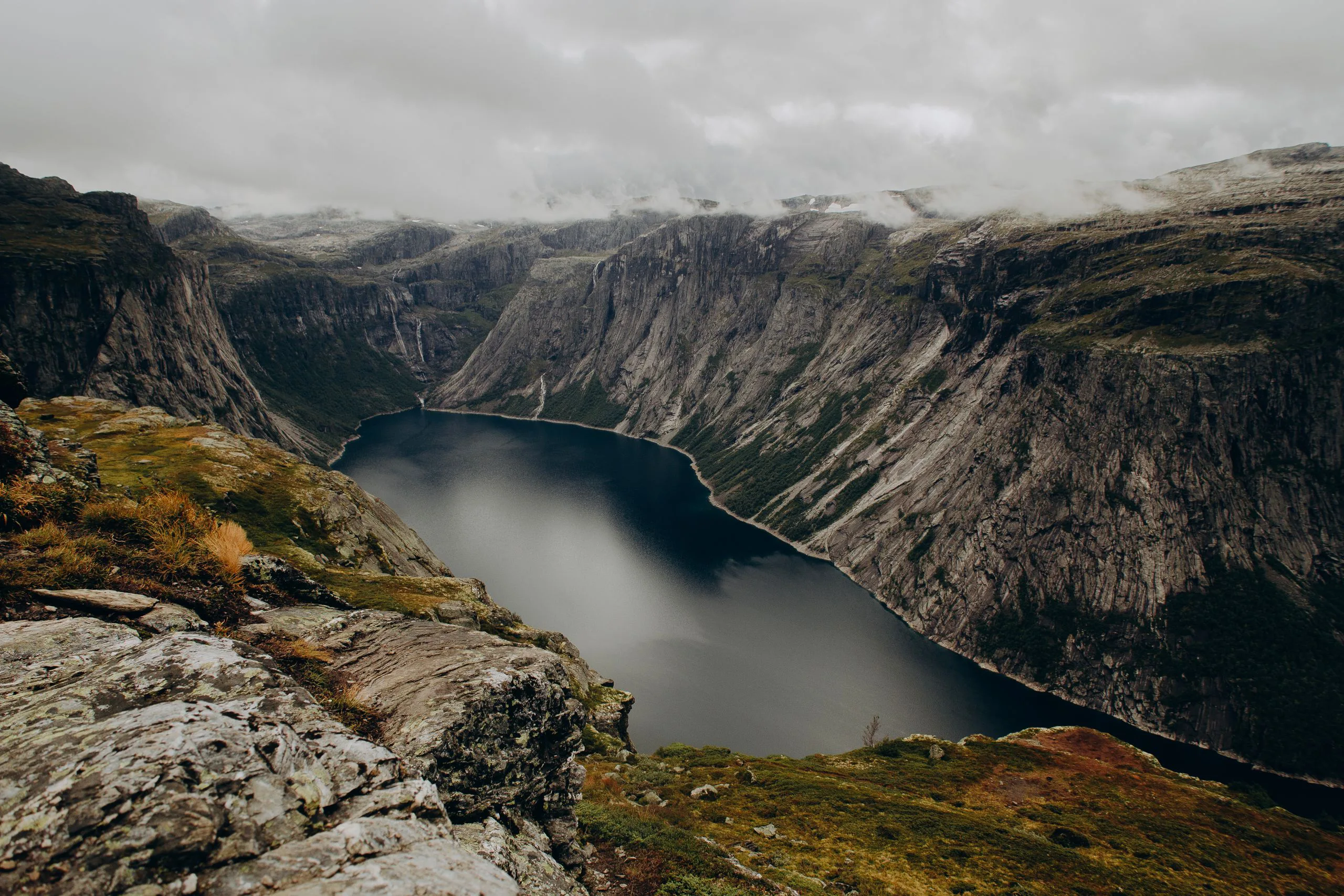 Ringedalsvatnet below Trolltunga