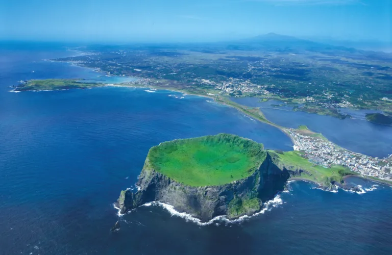Seongsan Ilchulbong desde el aire, Jeju