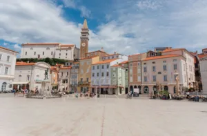 Tartini Square, Piran