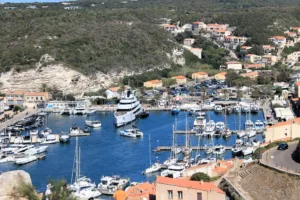 El puerto de Bonifacio