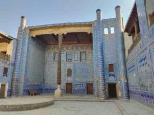 Patio del palacio Toshhovli, Jiva