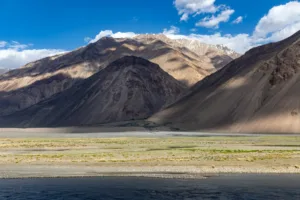 Valle de Wakhan junto al río Panj