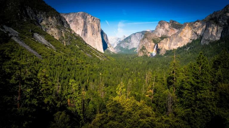 Yosemite Valley from Tunnel View
